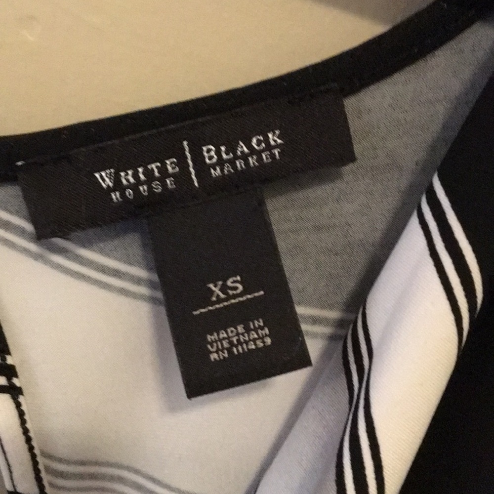WHBM Tunic - Picture 3 of 7